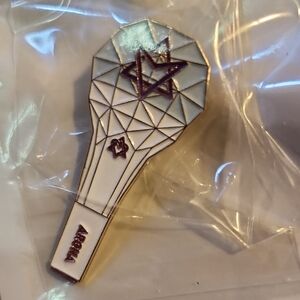 AOMG Geometric Keychain